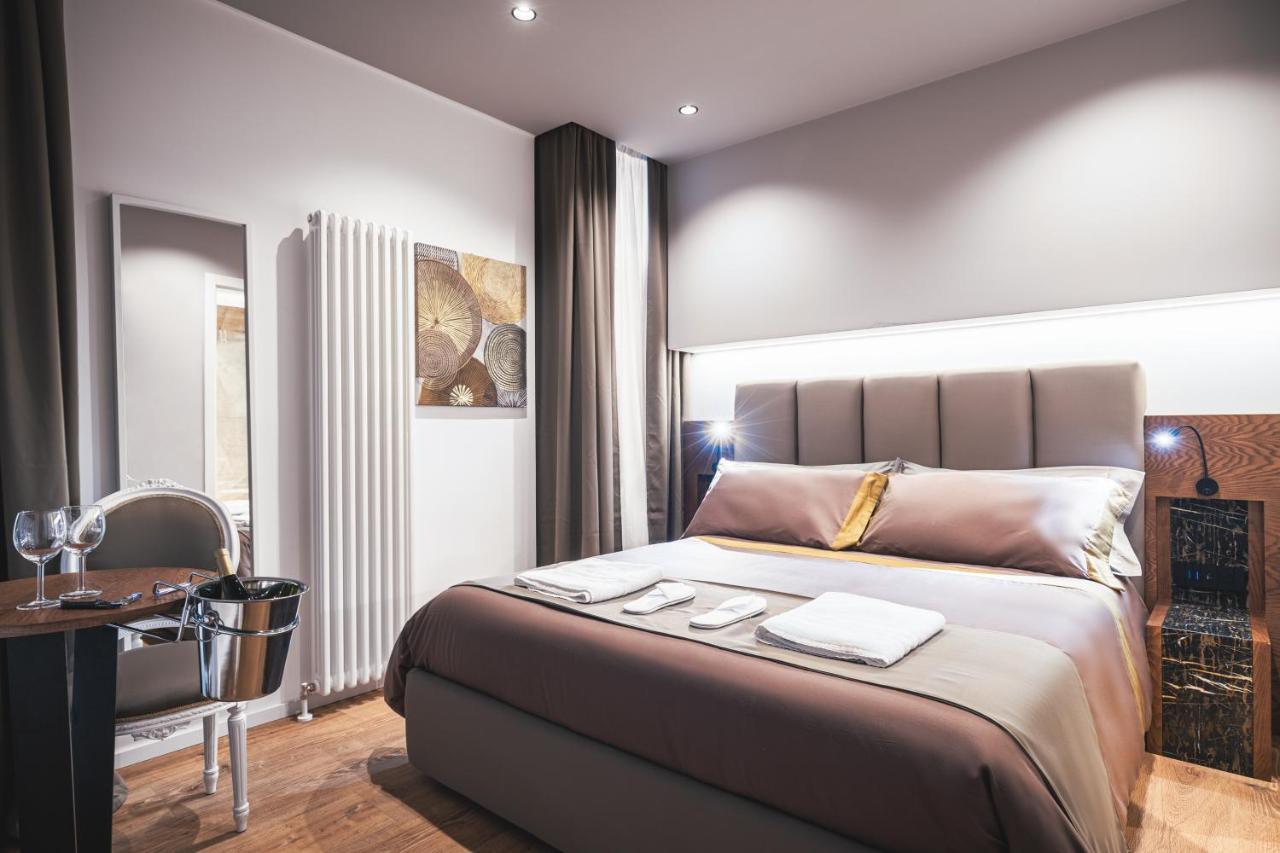 Residenze Chamur- Grattacielo パレルモ エクステリア 写真
