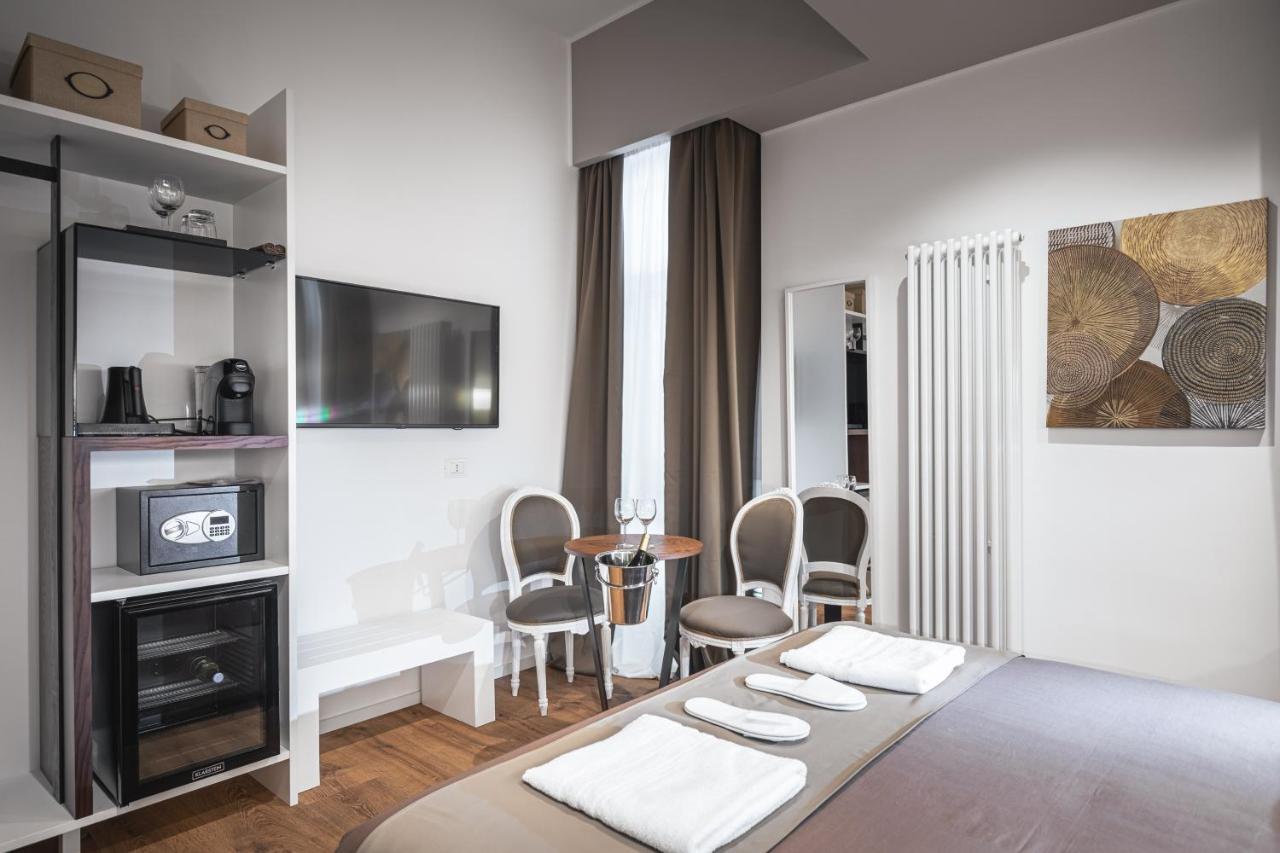 Residenze Chamur- Grattacielo パレルモ エクステリア 写真