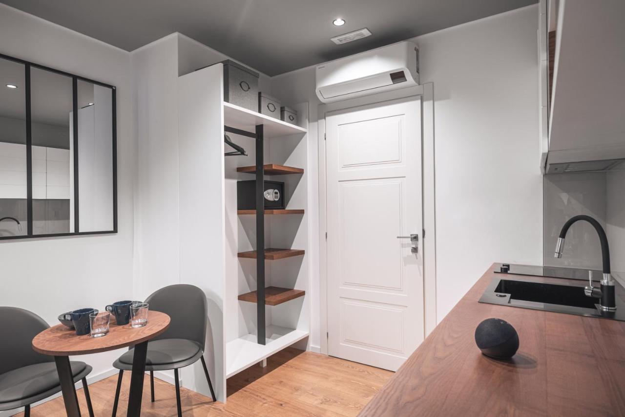 Residenze Chamur- Grattacielo パレルモ エクステリア 写真